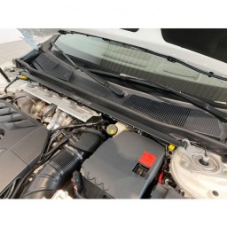 Rozpórka Mercedes-AMG z napisem AMG – pasuje do A-Klasy, CLA, GLB (W177, C118, X247)