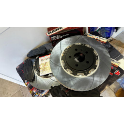 Zestaw tarcz hamulcowych DZB 374mm + klocki Hawk HPS 5.0 – Audi RS4 / RS5 B9